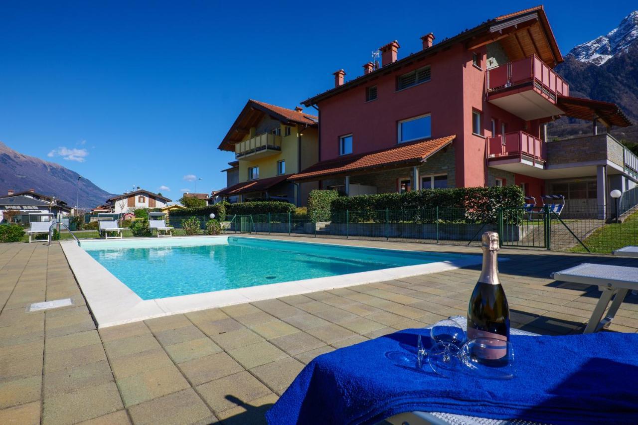 Residence Girasole Casa Rossa B Colico Exterior photo